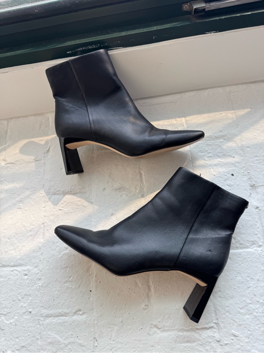 Women's Black Pointed Toe Ankle Boots